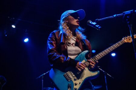 Lambrini Girls Live At The Vic [GALLERY] 25
